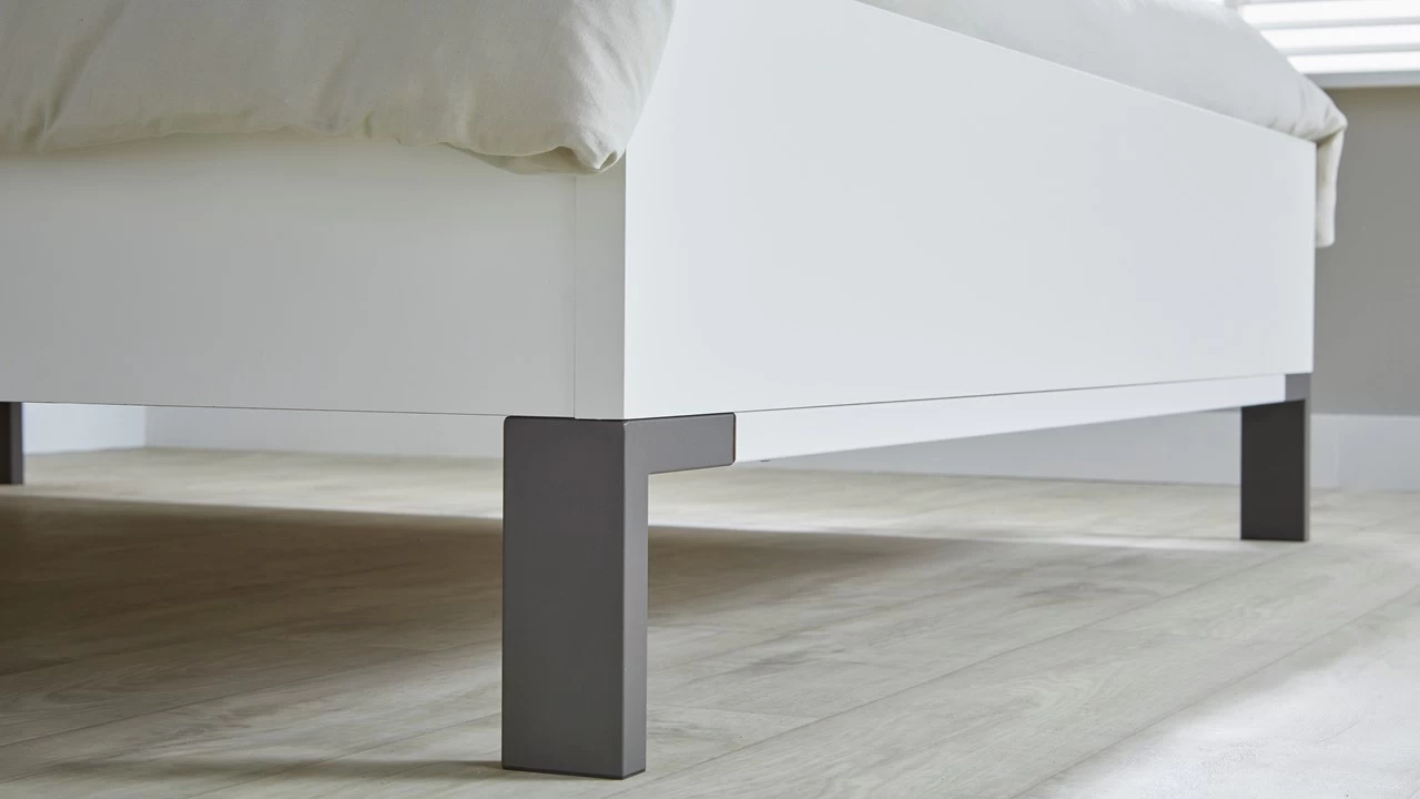 Bed Ragnar Met Hoofbord Hout 8 Bed Ragnar Met Hoofbord Hout - Afbeelding 8