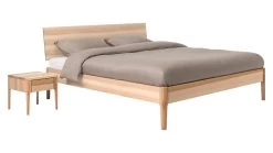 Karlsson Bed Sky Met Hoofdbord En Poten Hout -Slaapkamerserie Winkel Bed Sky beuken met hoofdbord hout en poot hout beuken 2